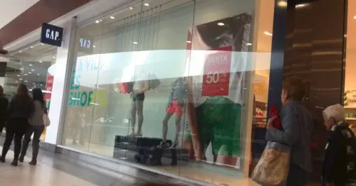 GAP TITAN PLAZA GAP TITAN PLAZA